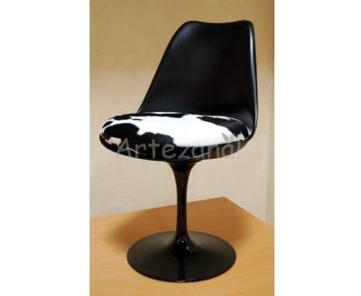 Cadeira Saarinen Fibra de Vidro