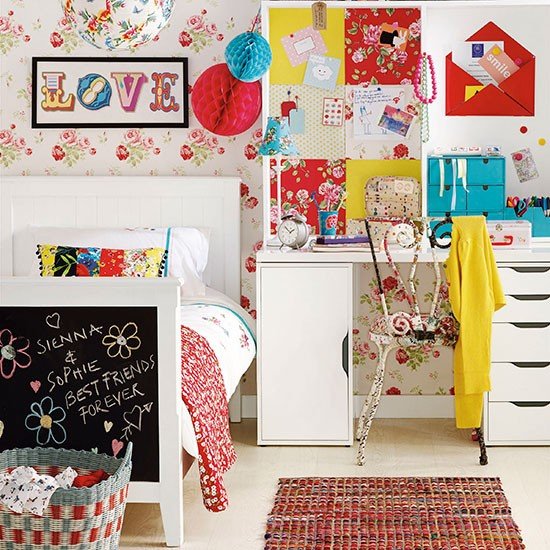 Quarto de menina colorido em clima boho