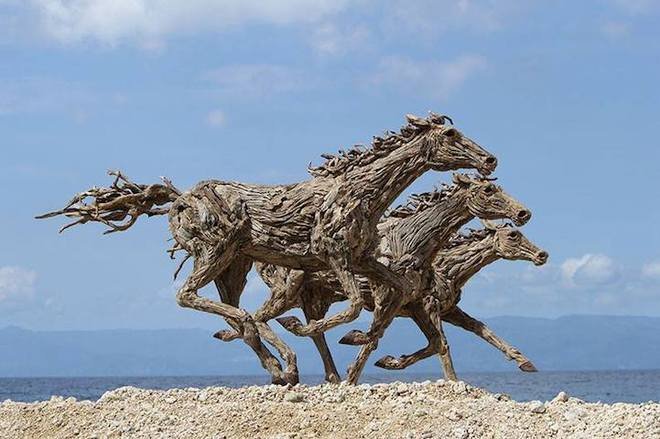 Escultura em tamanho real