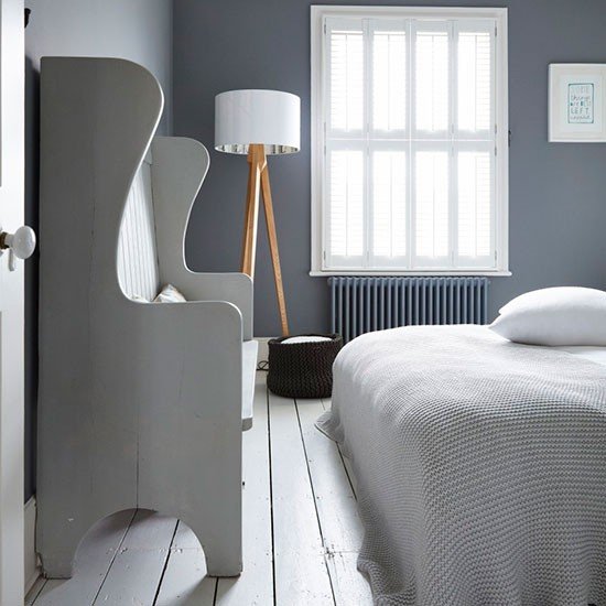 Quarto em cinza