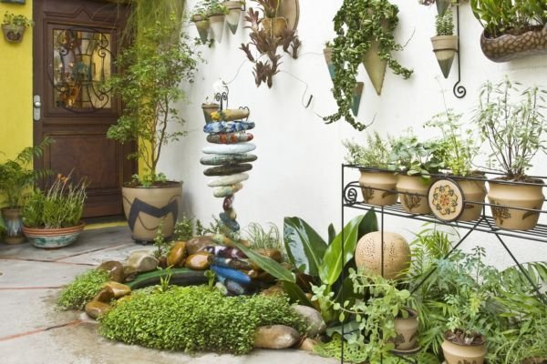 Jardim pequeno e aconchegante