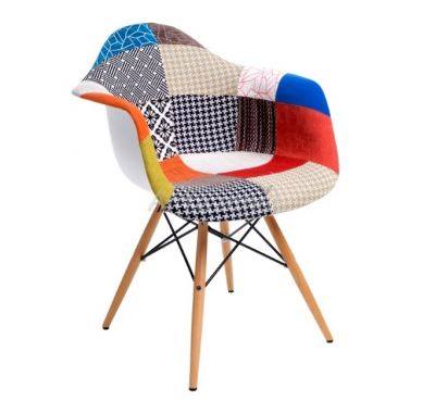 Cadeira Eames em patchwork