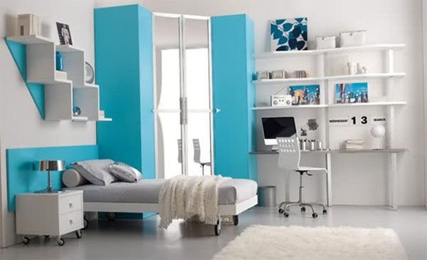 Quarto azul e branco para meninos