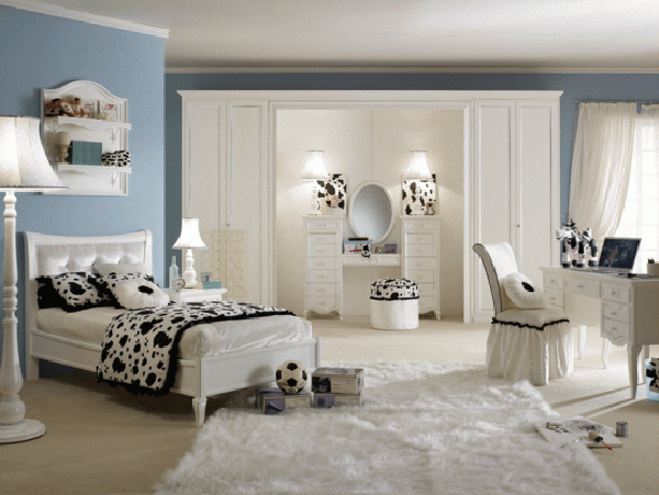 Quarto teen colorido