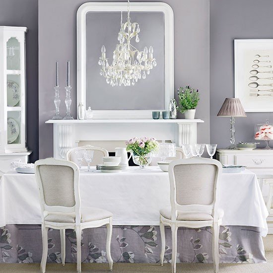 Sala de jantar de inspiração francesa