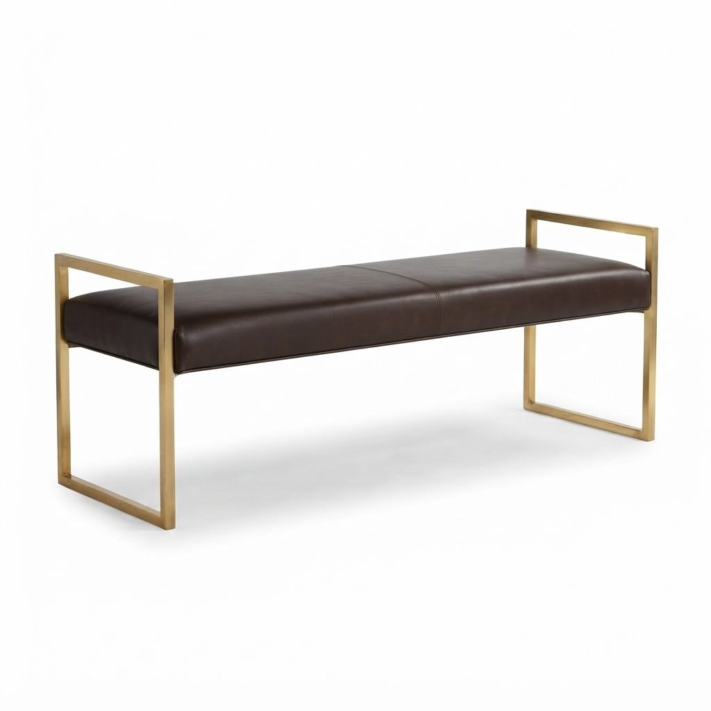 Banco PU 137 em couro marrom escuro, com estrutura em metal dourado, sobre fundo branco.