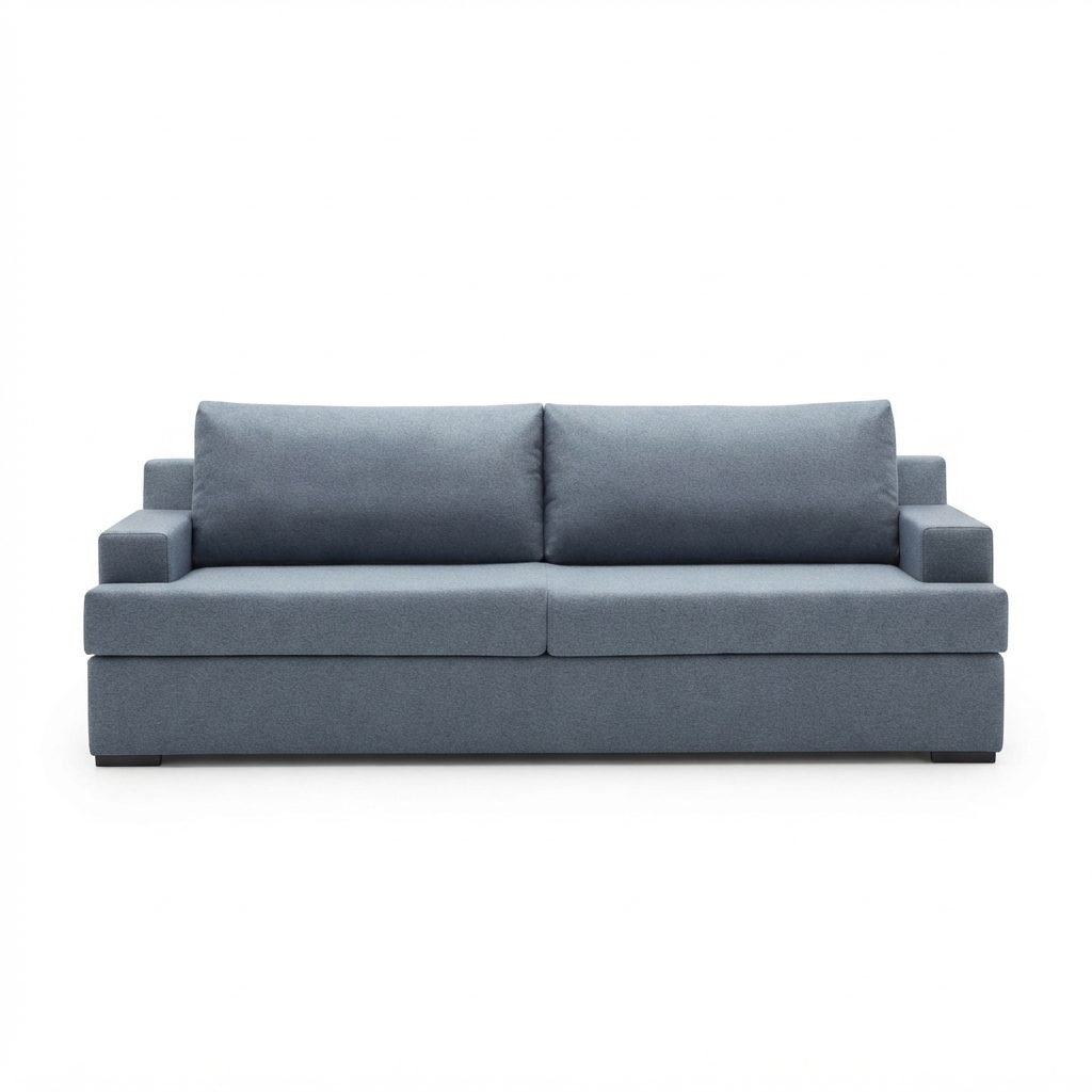 Estofado Piatto em linho azul-acinzentado com braços em bloco retos e pés baixos escuros, vista frontal em fundo branco.